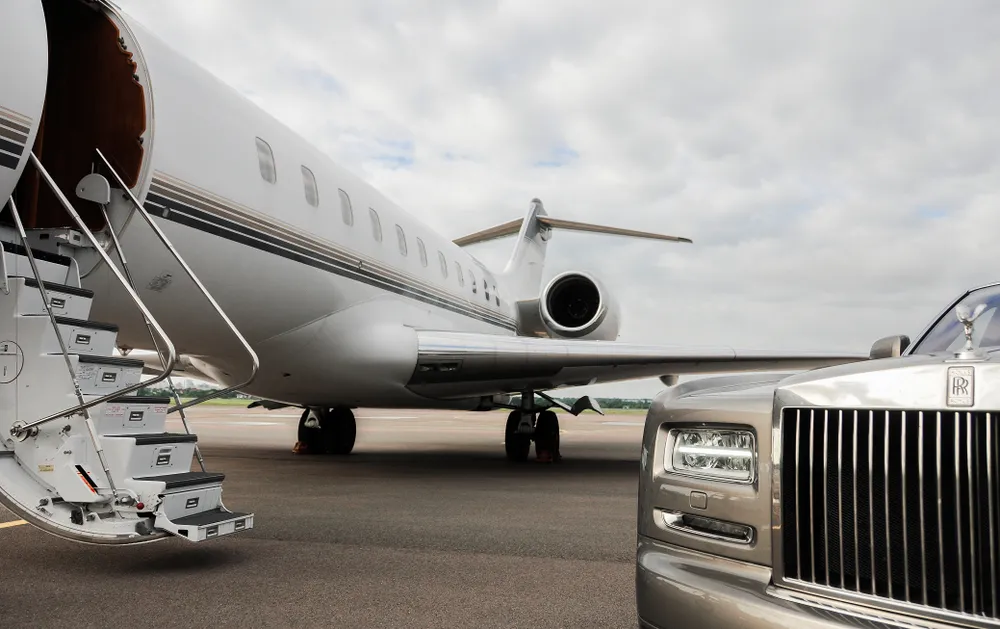 Car and Limo Service LGA Airport