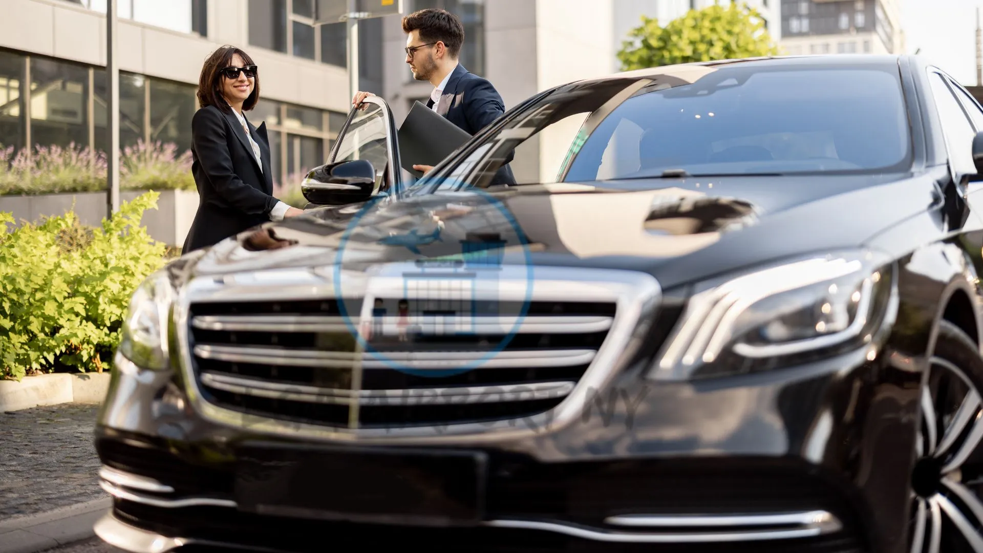 Limo Service to LGA Airport
